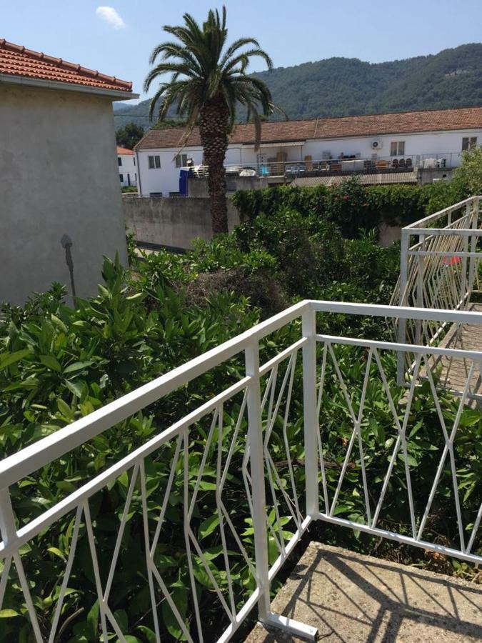 סטארי גראד Apartman Lorena מראה חיצוני תמונה