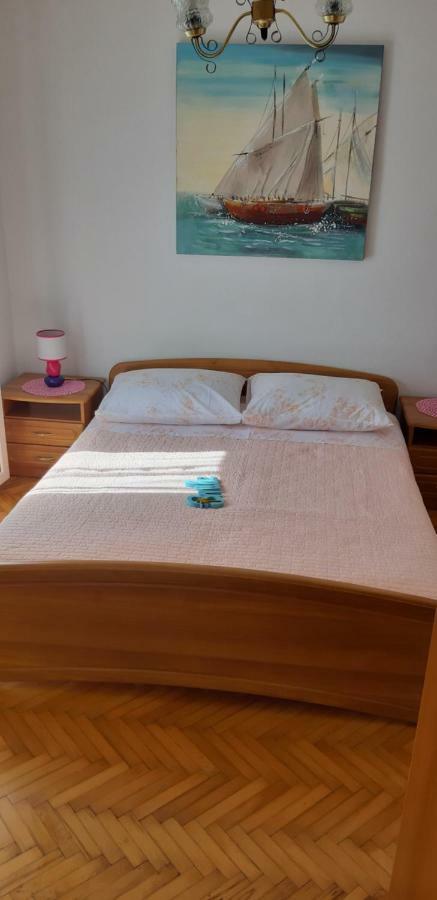 סטארי גראד Apartman Lorena מראה חיצוני תמונה
